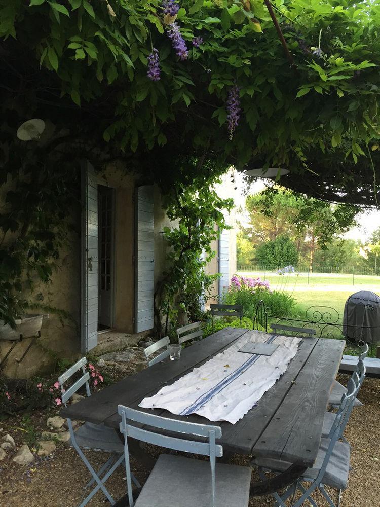 Le Mas Des Pins Mane  Exterior photo